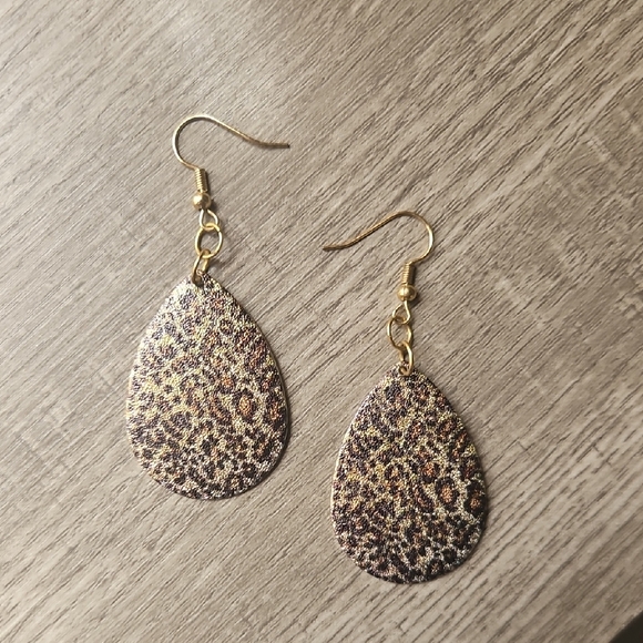 Pigness & Company Jewelry - Pigness & Company Leopard Print Teardrop Earrings with Gold Accents